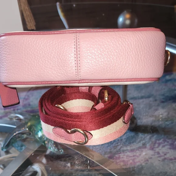 Coach Pink and White Heart Motif Crossbody Bag - Picture 3 of 7